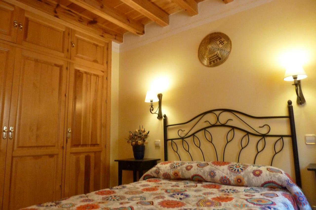 Hostal La Casa de Bernuy Bernuy de Porreros Exterior foto